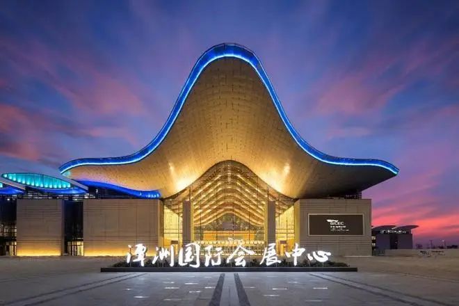 展會預告 | 逛潭州陶瓷展：看石兄弟新品，高顏值美女模特等你前來！